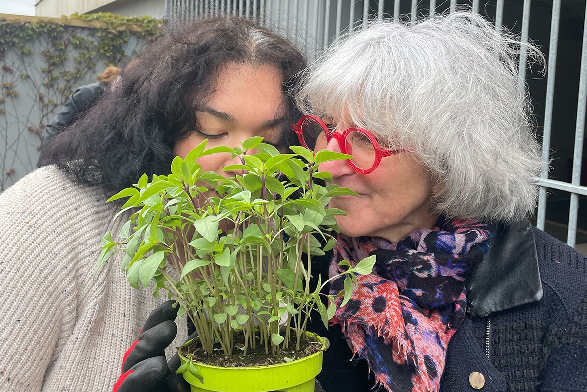 Collaborateurs réunis lors d’un atelier biodiversité